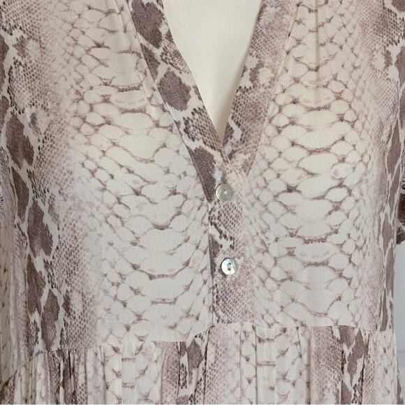 Liza Byrd White Tan Snake Print Short Flutter Sleeve Tiered Short Dress S - Picture 4 of 9